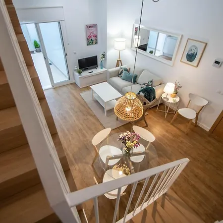 Duplex Flamingo 公寓 *